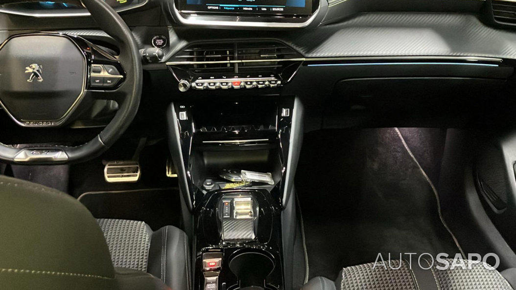 Peugeot E-208 de 2025