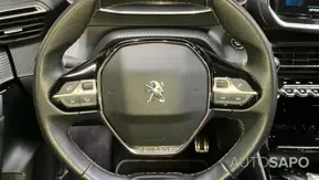 Peugeot E-208 de 2025