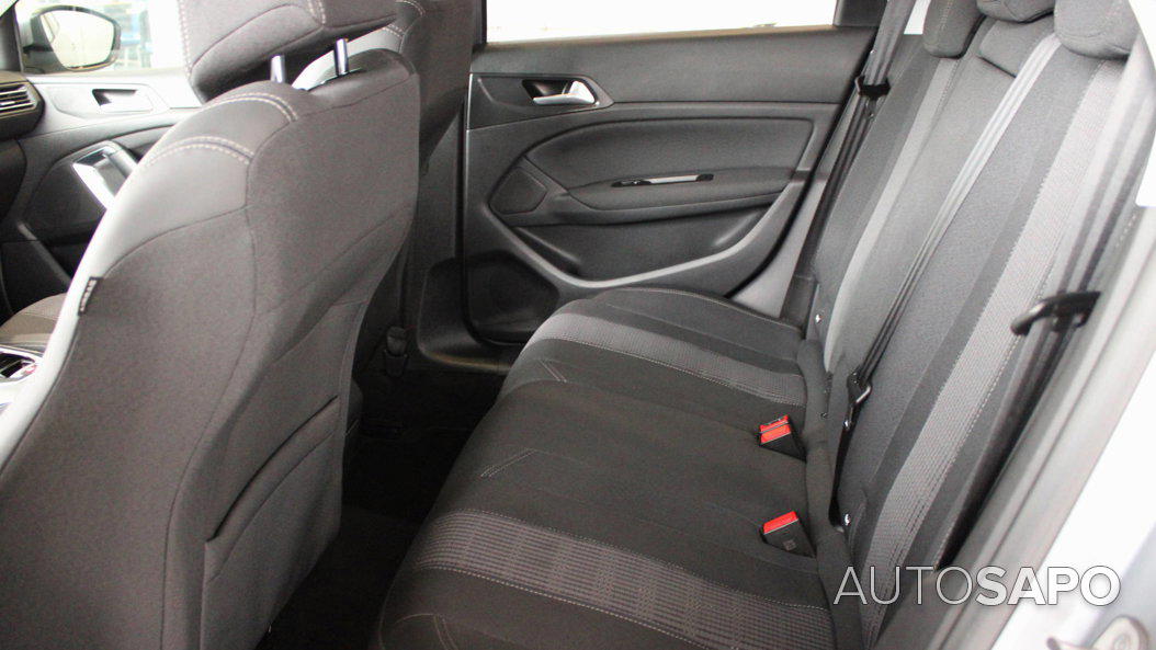 Peugeot 308 1.6 BlueHDi Allure de 2021