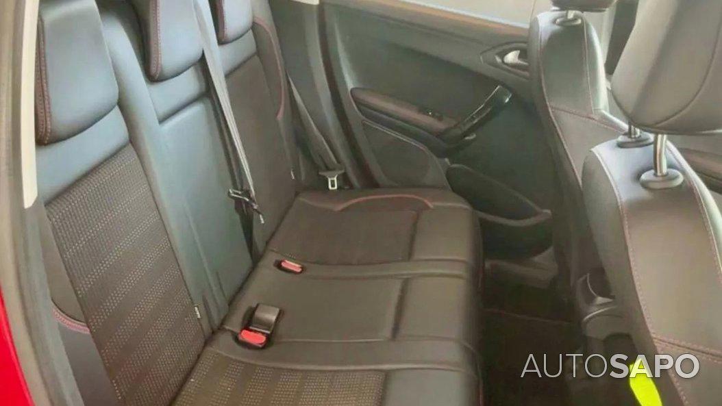 Peugeot 2008 1.2 PureTech GT Line de 2018