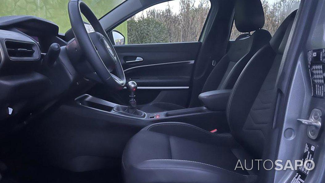 Jeep Avenger 1.2 GSE T3 Altitude de 2024