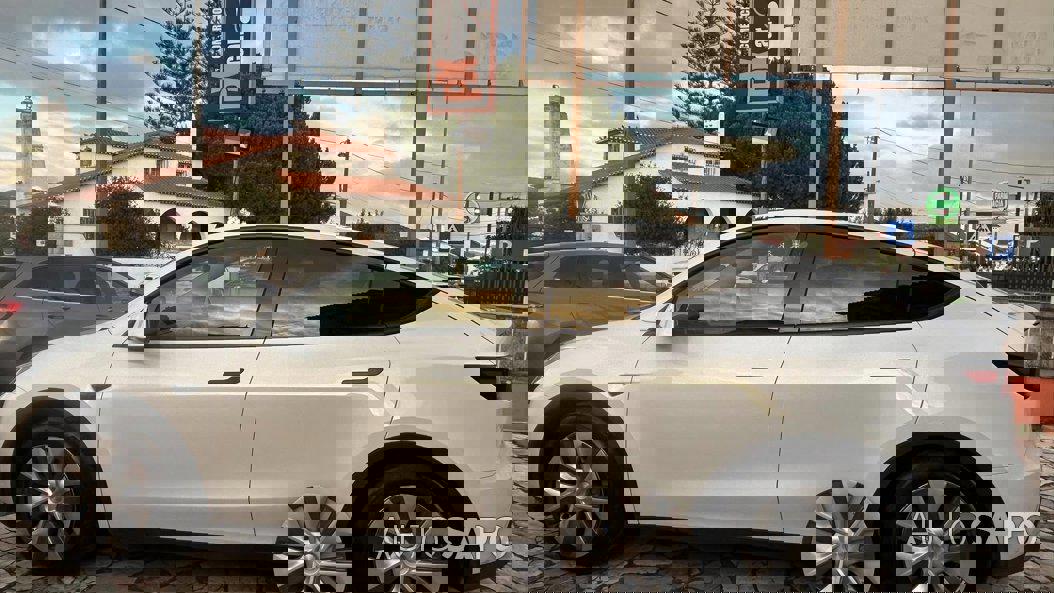 Tesla Model Y Standard RWD de 2023