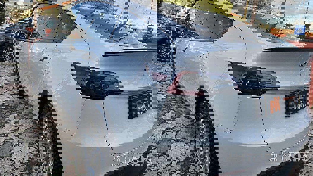 Tesla Model Y Standard RWD de 2023