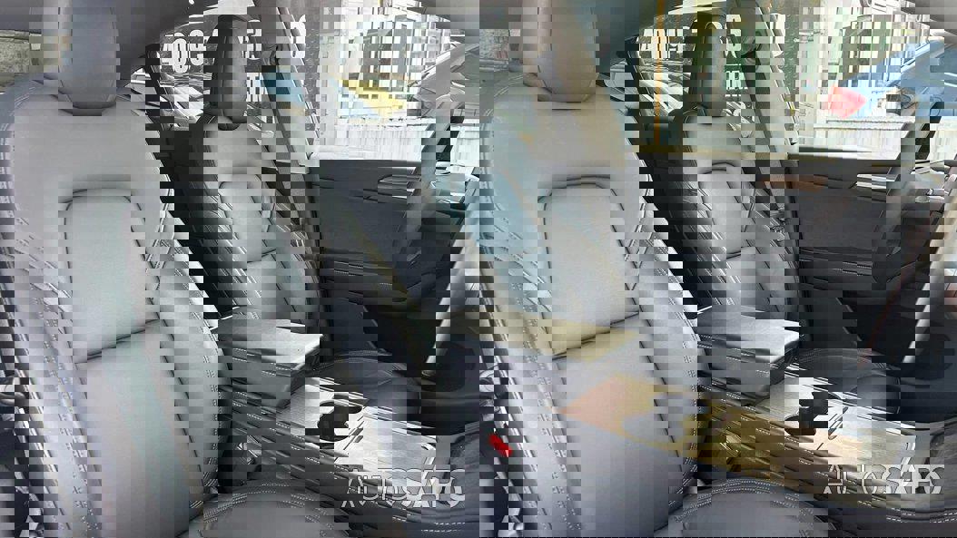 Tesla Model Y Standard RWD de 2023