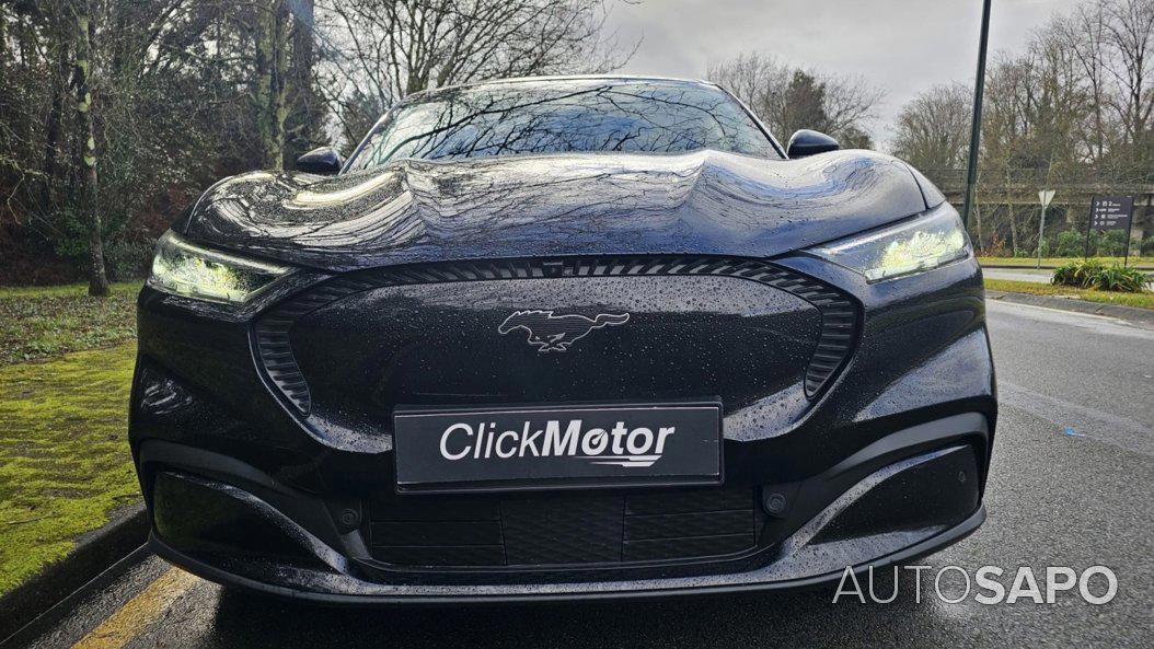 Ford Mustang Mach-E de 2021