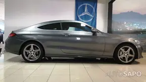 Mercedes-Benz Classe C 250 BlueTEC AMG 7G-TRONIC de 2016
