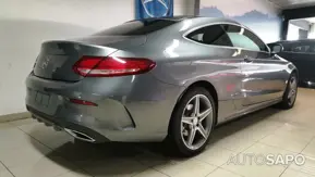 Mercedes-Benz Classe C 250 BlueTEC AMG 7G-TRONIC de 2016