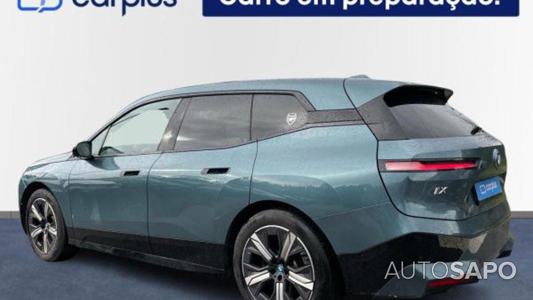 BMW iX xDrive 40 Pack Desportivo de 2024