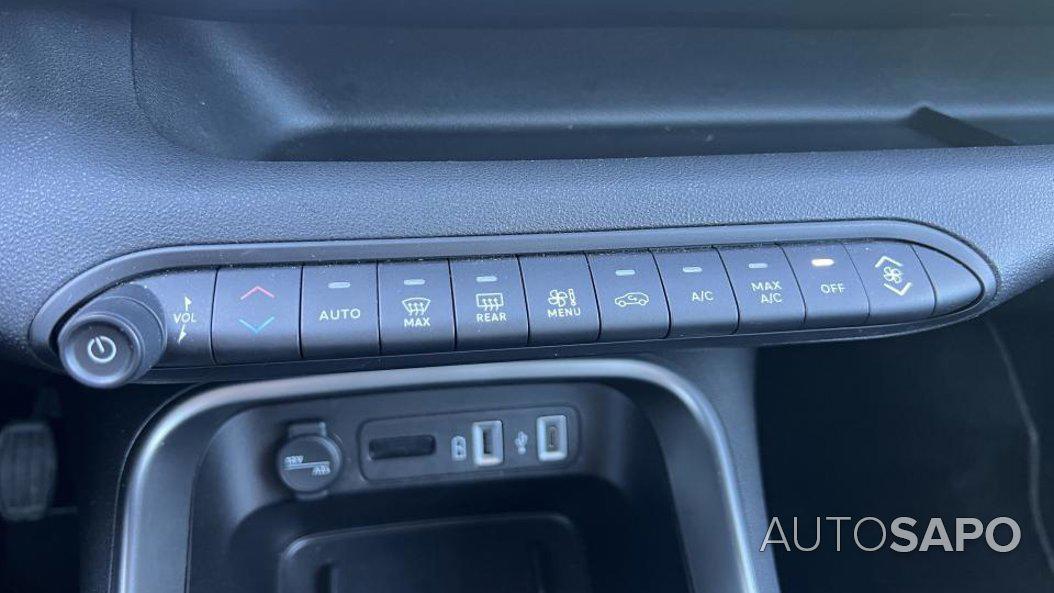 Jeep Avenger 1.2 GSE T3 Altitude de 2024