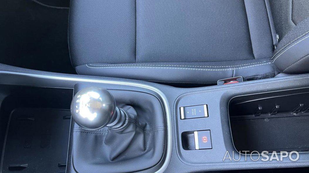 Jeep Avenger 1.2 GSE T3 Altitude de 2024