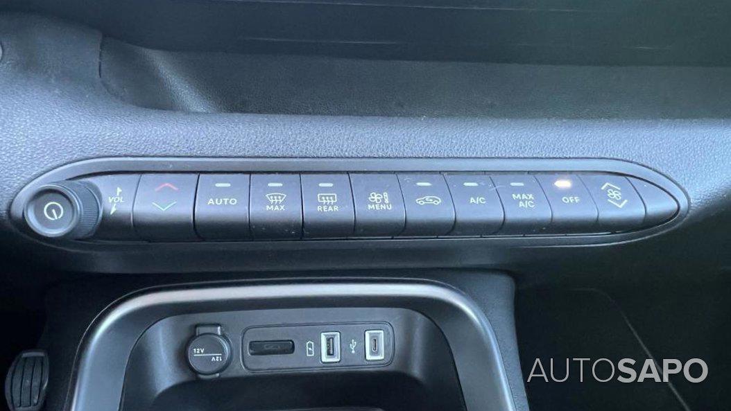 Jeep Avenger 1.2 GSE T3 Altitude de 2024