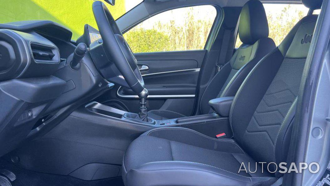 Jeep Avenger 1.2 GSE T3 Altitude de 2024