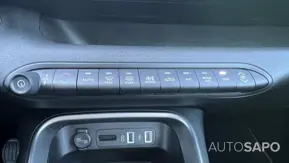 Jeep Avenger 1.2 GSE T3 Altitude de 2024