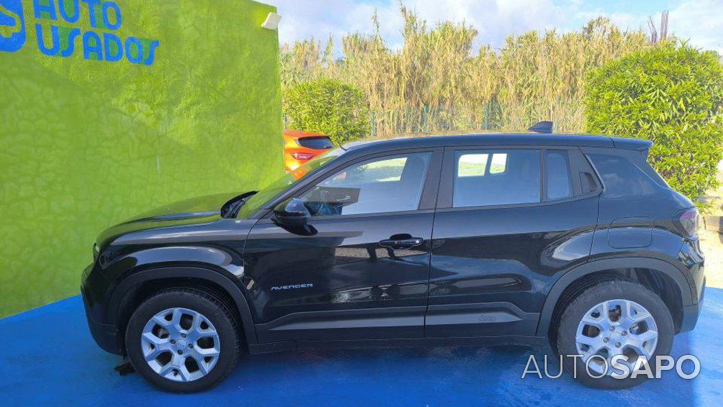 Jeep Avenger 1.2 GSE T3 Altitude de 2024