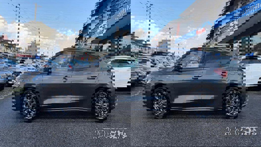 Ford Focus 1.0 EcoBoost MHEV ST-Line de 2025