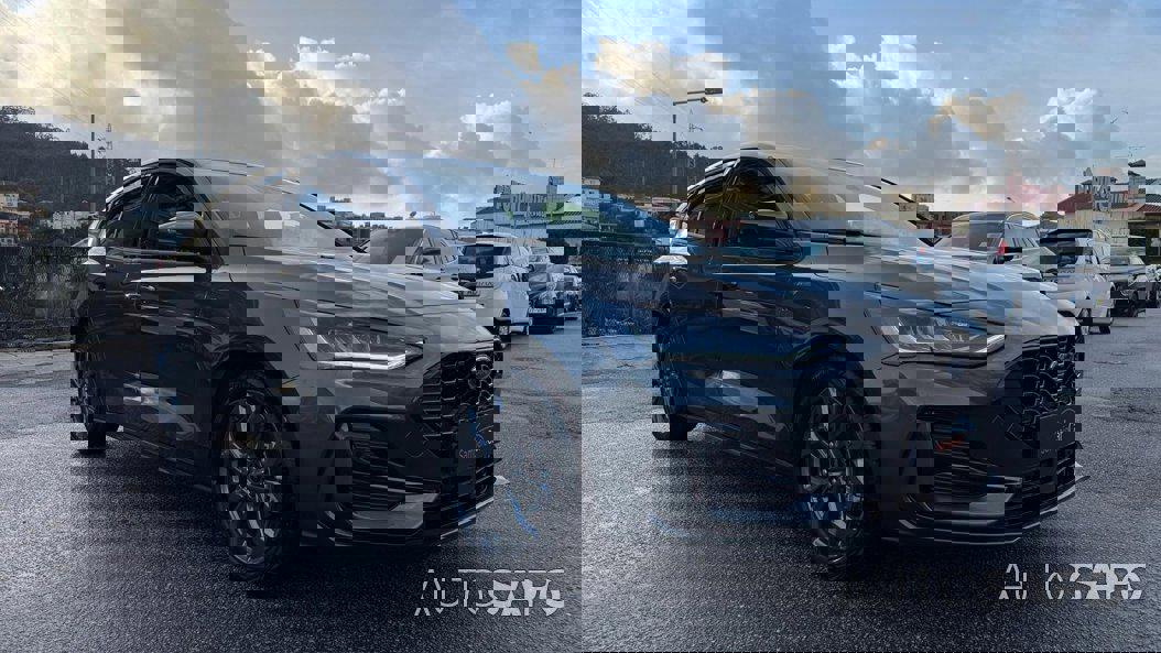 Ford Focus 1.0 EcoBoost MHEV ST-Line de 2025