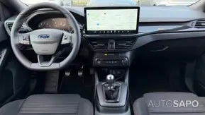 Ford Focus 1.0 EcoBoost MHEV ST-Line de 2025