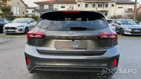 Ford Focus 1.0 EcoBoost MHEV ST-Line de 2025