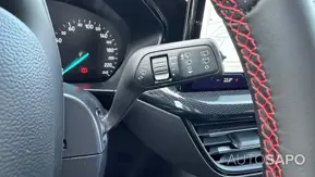 Ford Focus 1.0 EcoBoost MHEV ST-Line de 2025