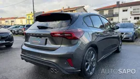 Ford Focus 1.0 EcoBoost MHEV ST-Line de 2025
