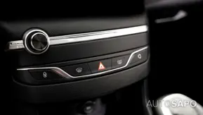 Peugeot 308 1.2 PureTech Active de 2021