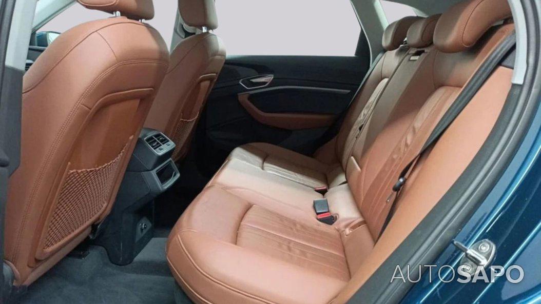 Audi e-tron 55 quattro Advanced de 2021