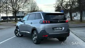 Peugeot 5008 de 2021