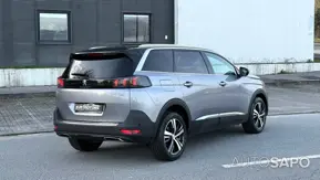 Peugeot 5008 de 2021