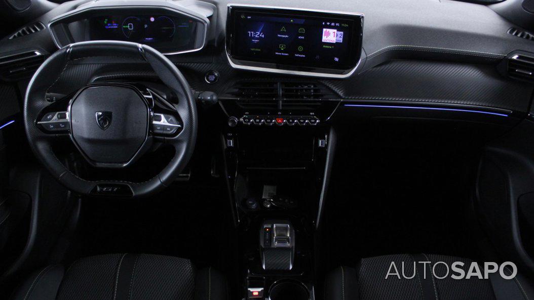 Peugeot e-2008 de 2025