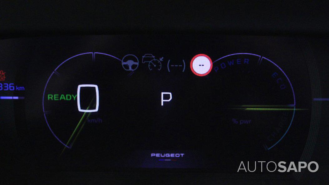 Peugeot e-2008 de 2025