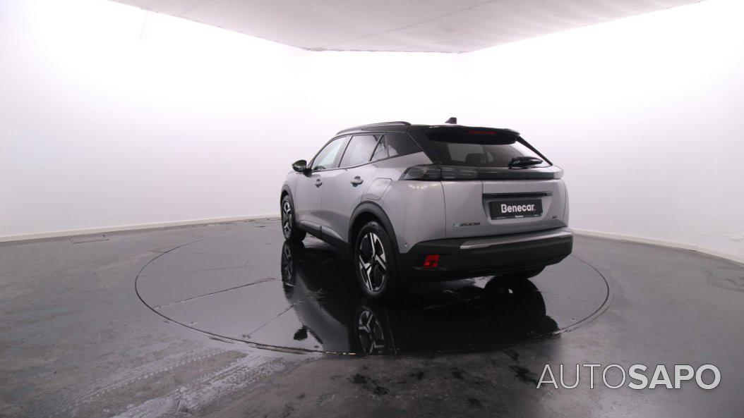 Peugeot e-2008 de 2025