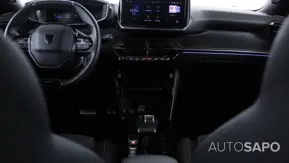 Peugeot e-2008 de 2025