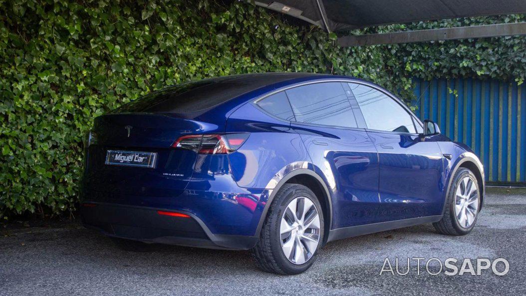 Tesla Model Y Long-Range Dual Motor AWD de 2024