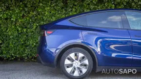 Tesla Model Y Long-Range Dual Motor AWD de 2024