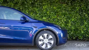Tesla Model Y Long-Range Dual Motor AWD de 2024
