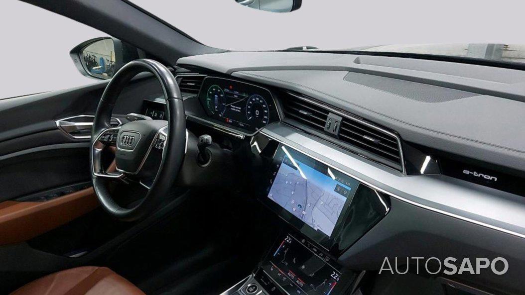 Audi e-tron 55 quattro de 2021