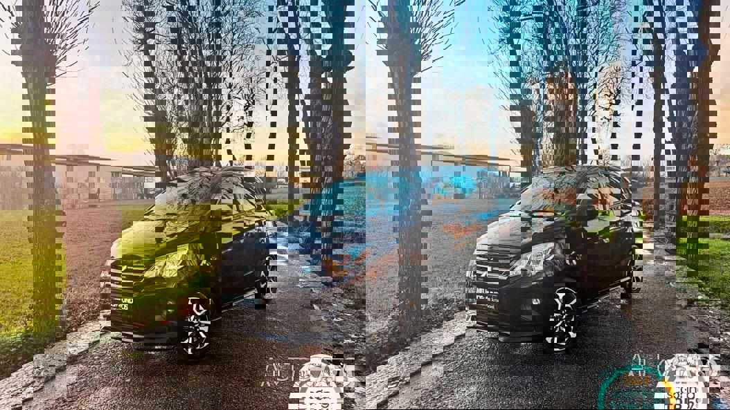 Mitsubishi Space Star 1.2 Intense Connect Edition de 2021