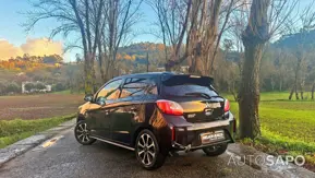 Mitsubishi Space Star 1.2 Intense Connect Edition de 2021