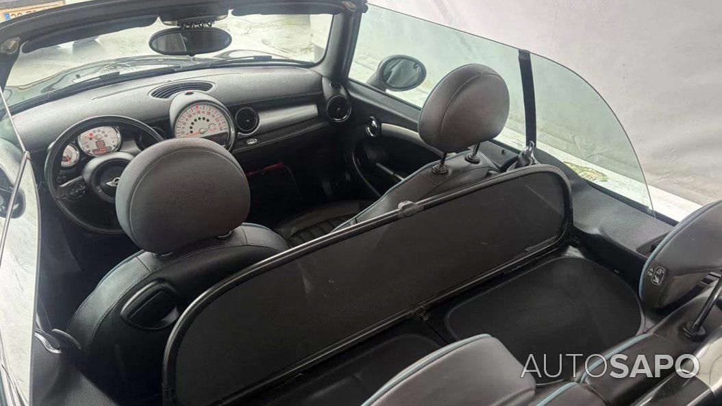 MINI Cabrio Cooper D de 2015