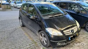 Mercedes-Benz 180 2.4 D de 2011