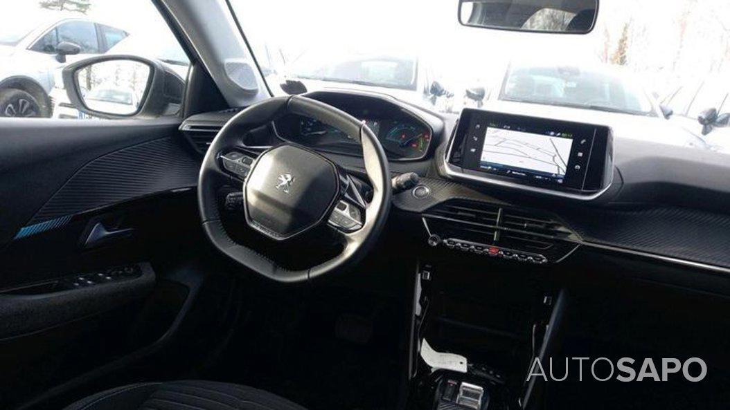 Peugeot E-208 de 2023