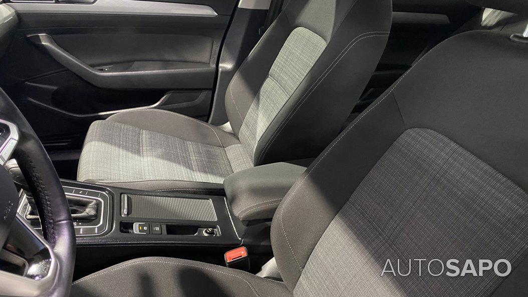 Volkswagen Passat 2.0 TDI Business DSG de 2021
