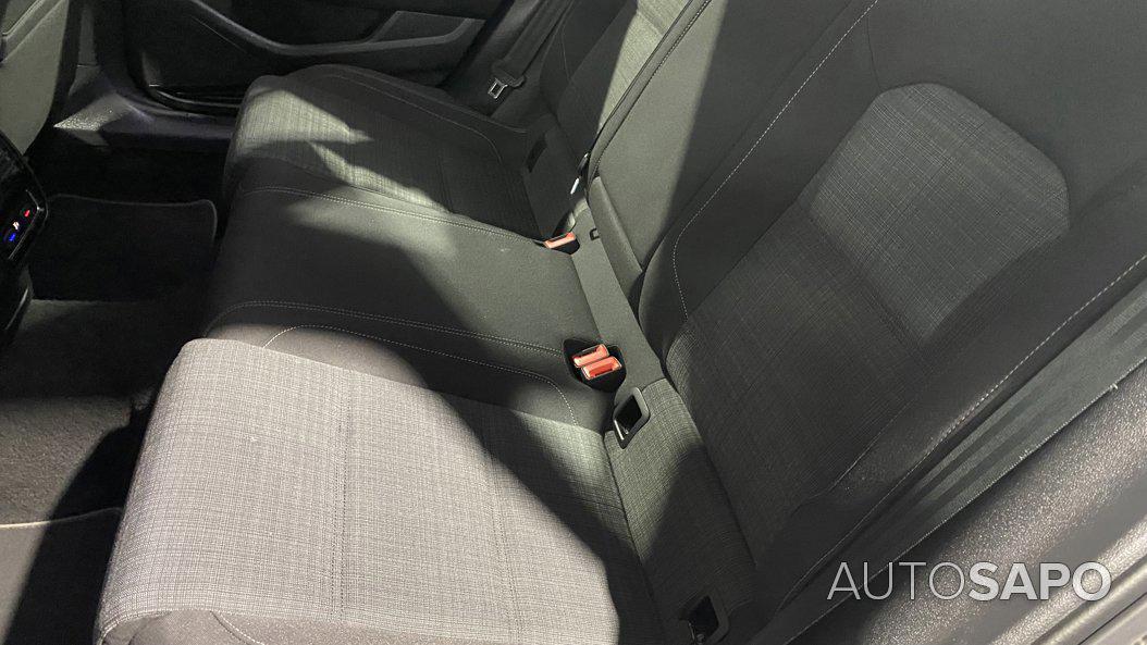 Volkswagen Passat 2.0 TDI Business DSG de 2021