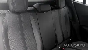 Peugeot 2008 1.2 PureTech Allure EAT8 de 2025