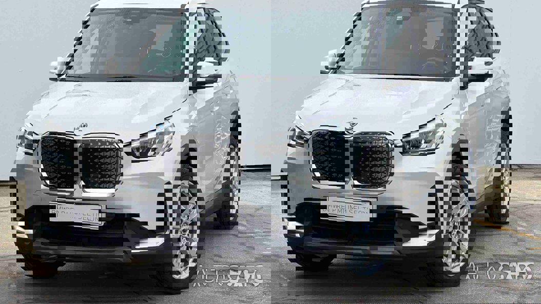 BMW iX1 eDRIVE20 de 2024