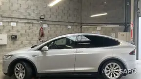 Tesla Model X 90D de 2016