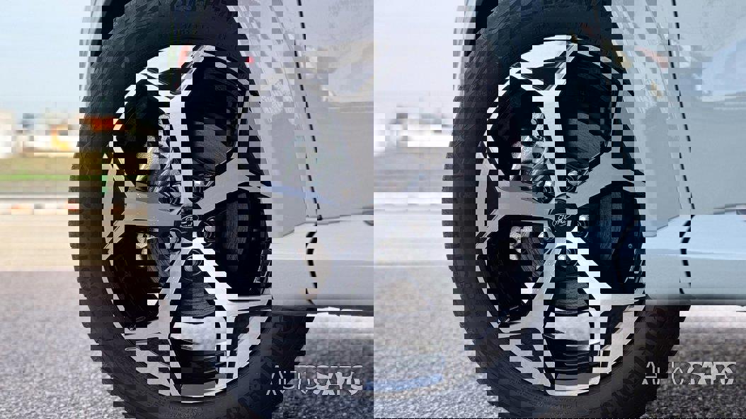 Ford Puma 1.0 EcoBoost MHEV ST-Line de 2024