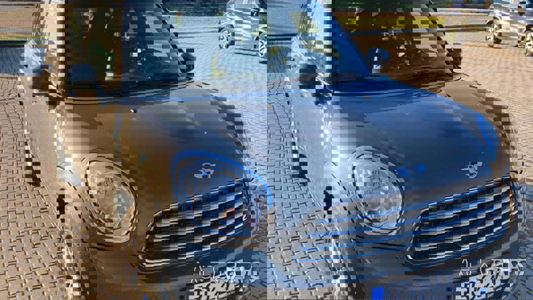 MINI Countryman One D de 2011