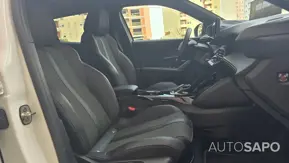 Peugeot e-2008 GT de 2022