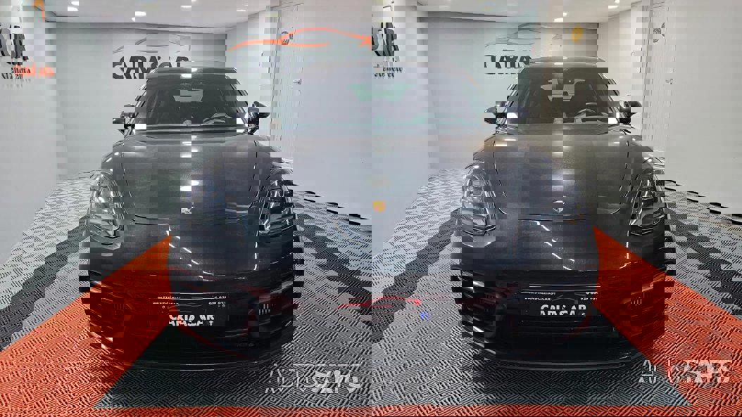 Porsche Panamera 4 E-Hybrid de 2021